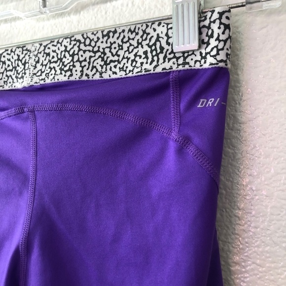 Nike Dri-Fit Purple Cropped Leggings - Picture 4 of 5